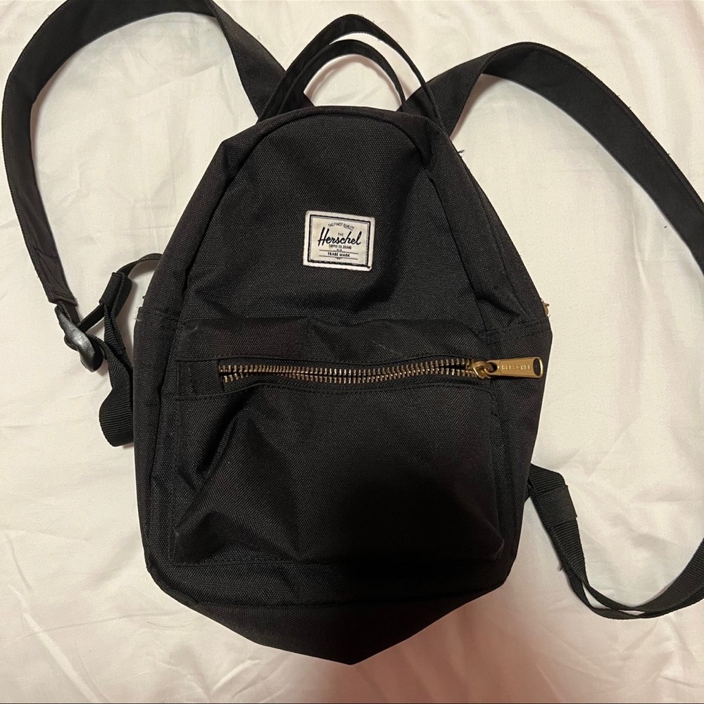 Herschel Nova Mini Backapck in Black